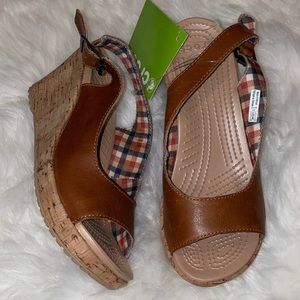 CROCS wedge open toe sandal NWOT